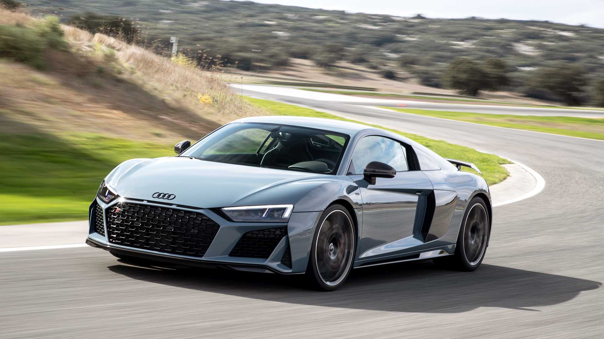 2019-audi-r8-onlocation.jpg